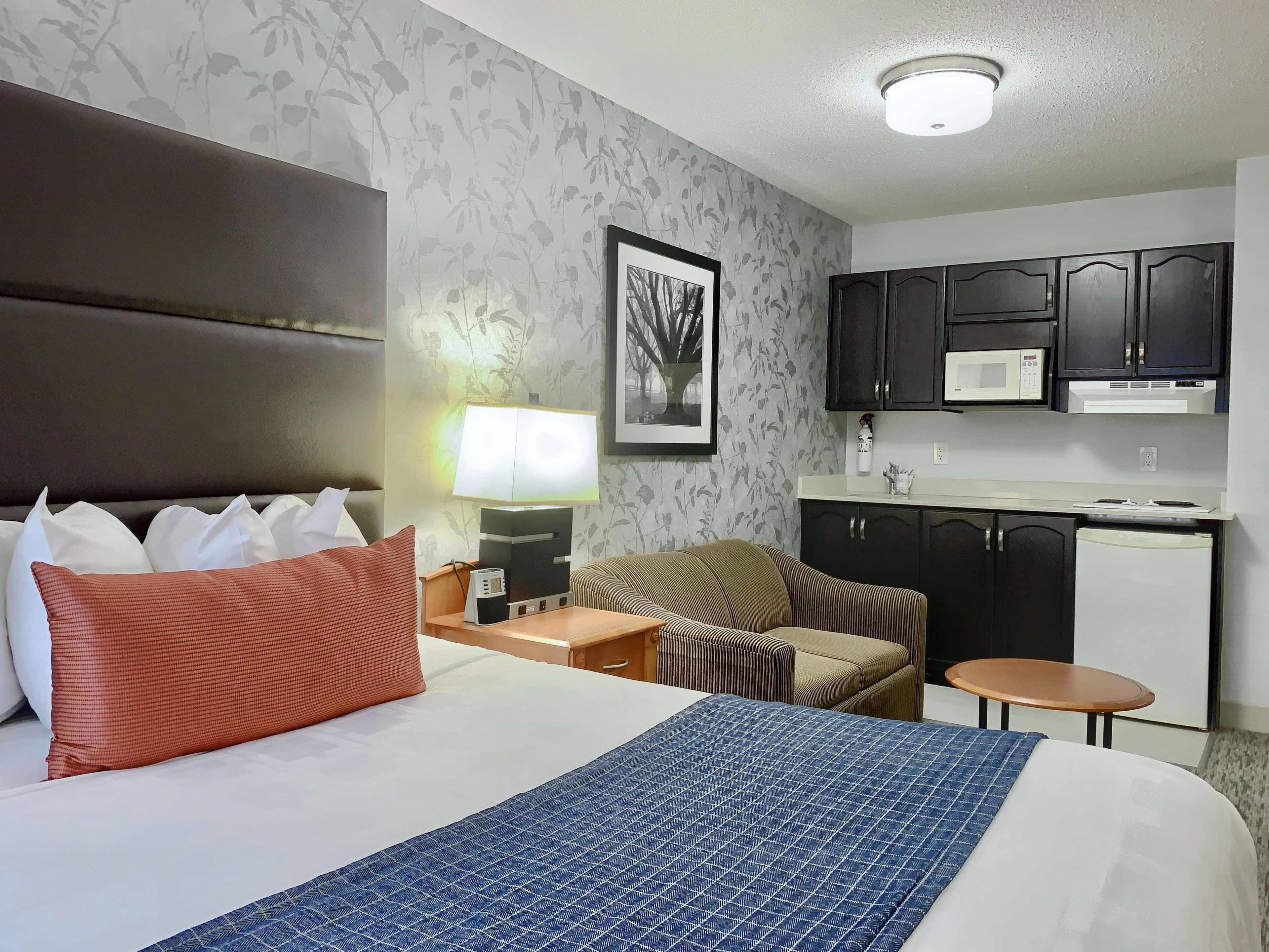 אבוטספורד Best Western Plus Regency Inn And Conference Centre מראה חיצוני תמונה