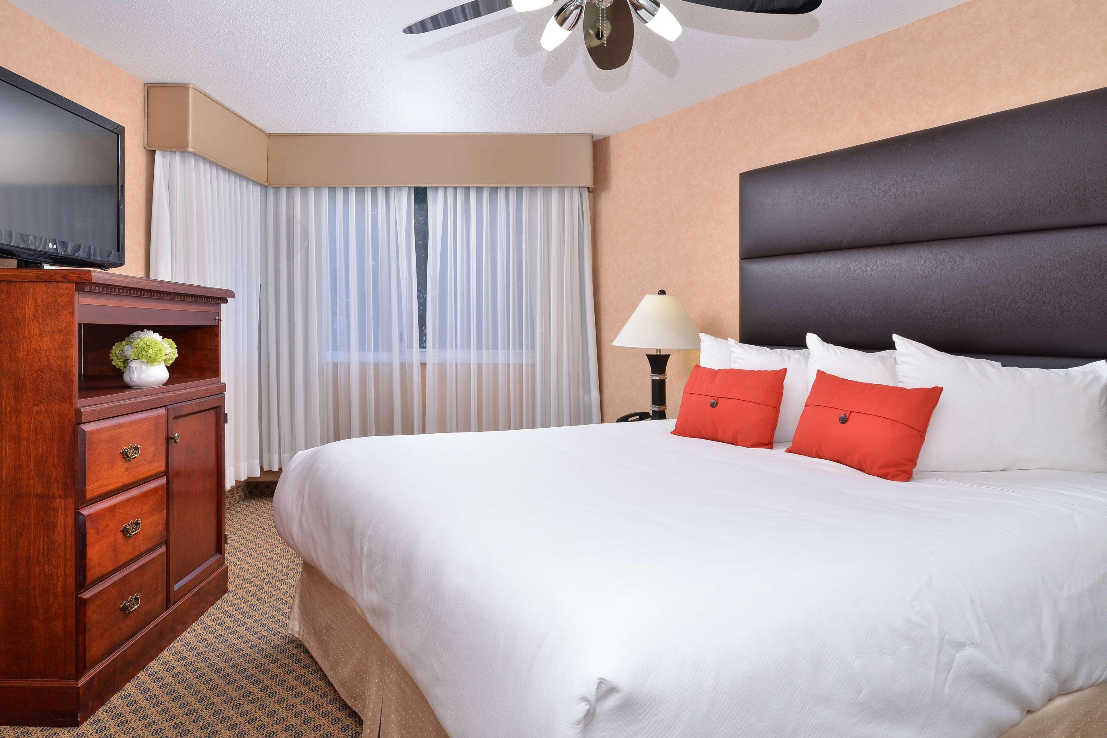 אבוטספורד Best Western Plus Regency Inn And Conference Centre מראה חיצוני תמונה