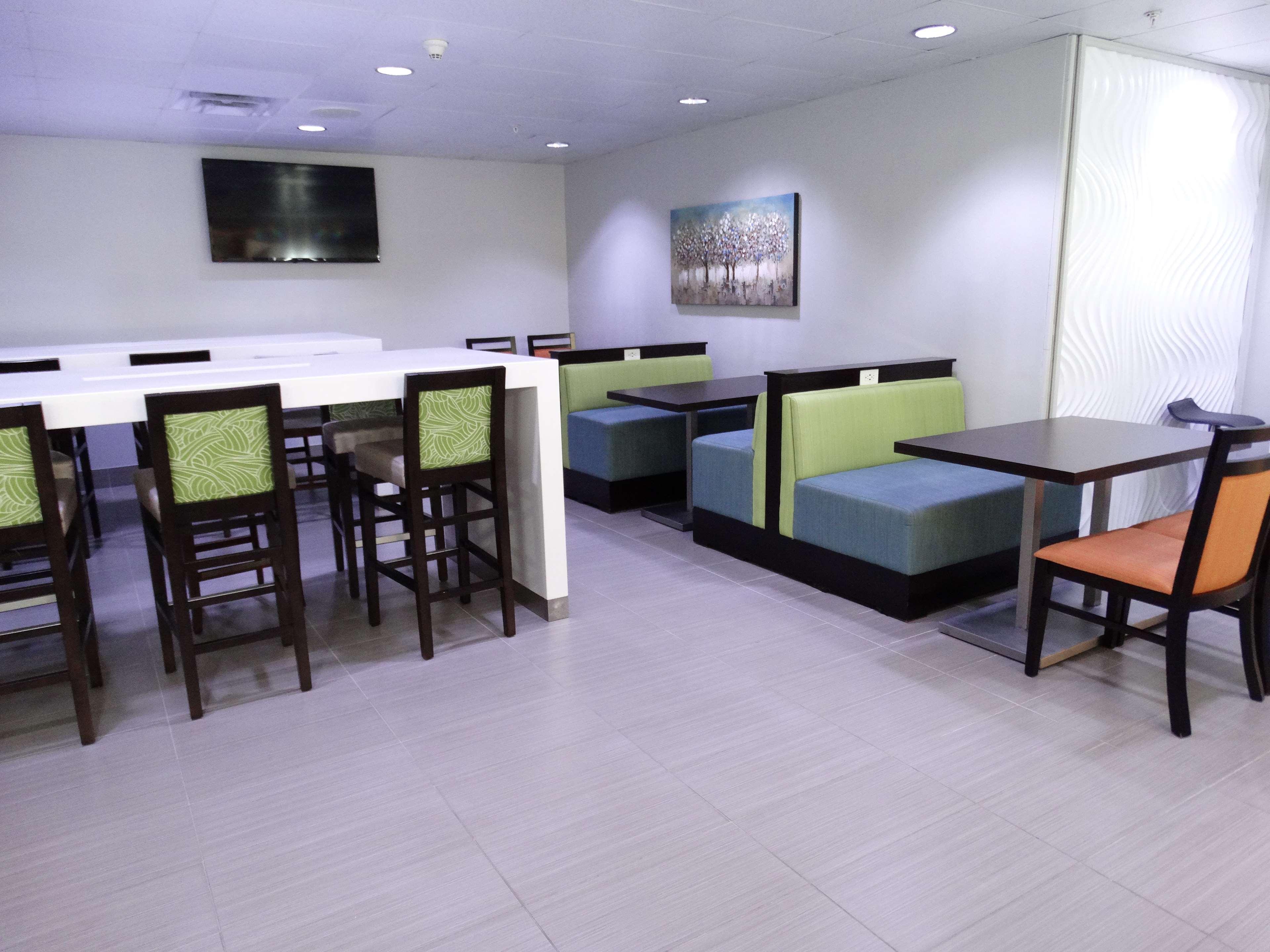אבוטספורד Best Western Plus Regency Inn And Conference Centre מראה חיצוני תמונה