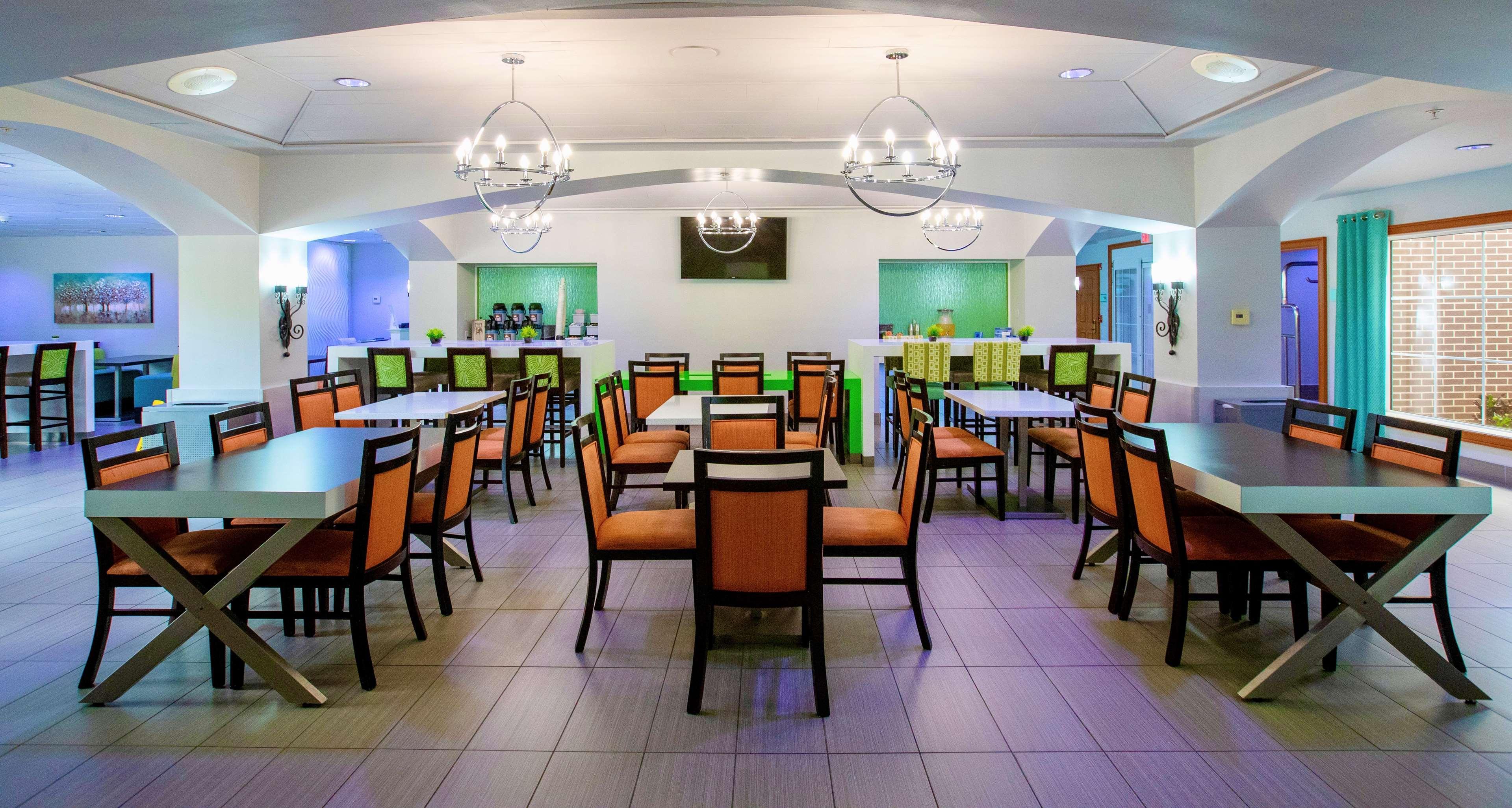אבוטספורד Best Western Plus Regency Inn And Conference Centre מראה חיצוני תמונה